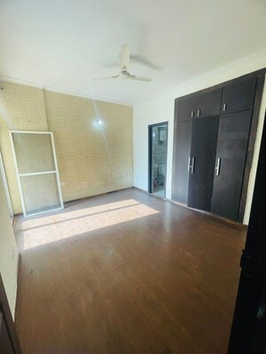 Room in 3 BHK Apartment at Gardenia Gateway, Sector 75 – for Rent