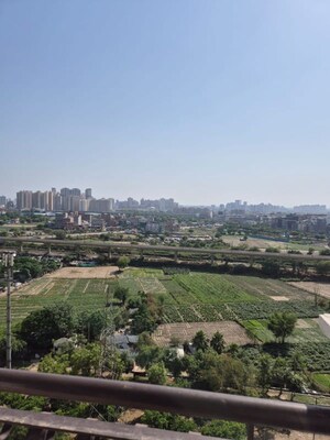 Plot Area in 3 BHK Apartment at Gardenia Gateway, Sector 75 – for Rent