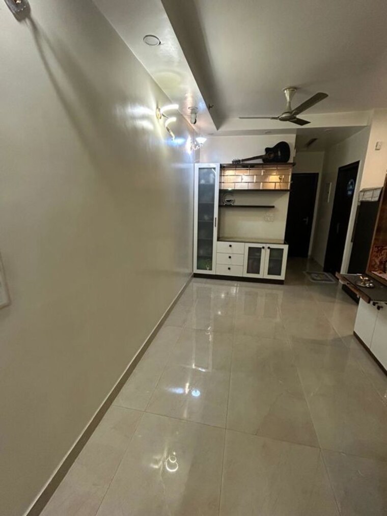 Room, sector 82 3 Bedroom 1700 Sq.Ft. Apartment In Sector 82 Noida 10428045