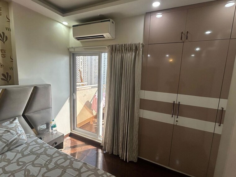Bathroom, sector 82 3 Bedroom 1700 Sq.Ft. Apartment In Sector 82 Noida 10428045