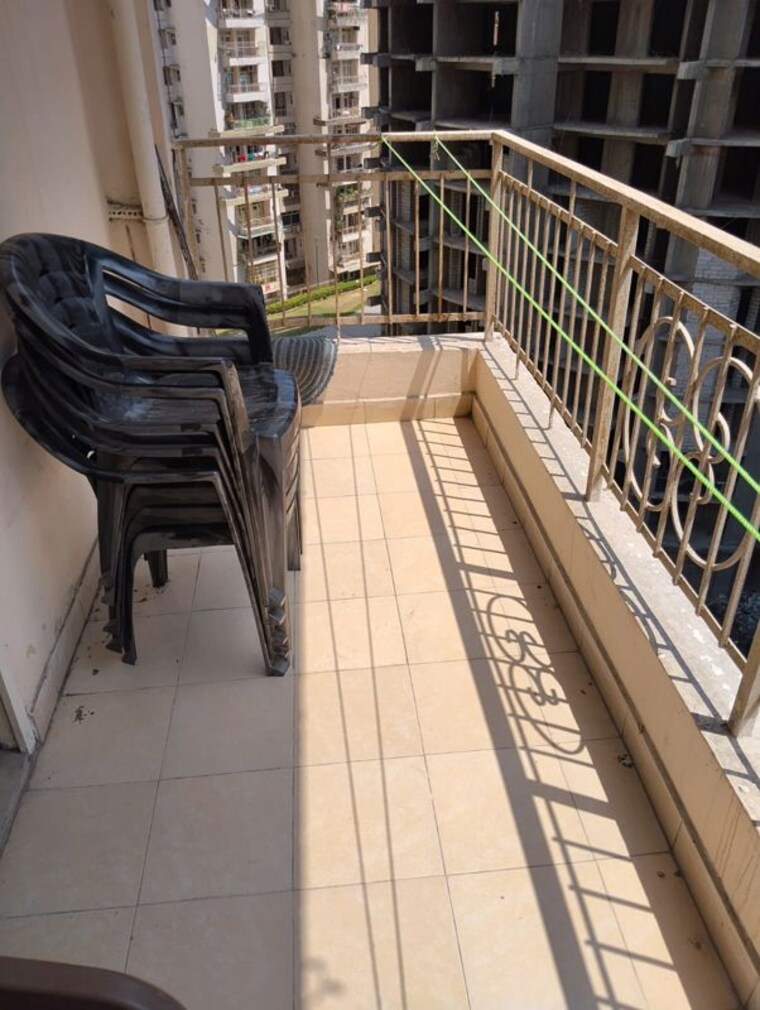 Balcony, gaur-city-2-14th-avenue 3 Bedroom 1300 Sq.Ft. Apartment In Sector 16c Greater Noida Greater Noida 10428052