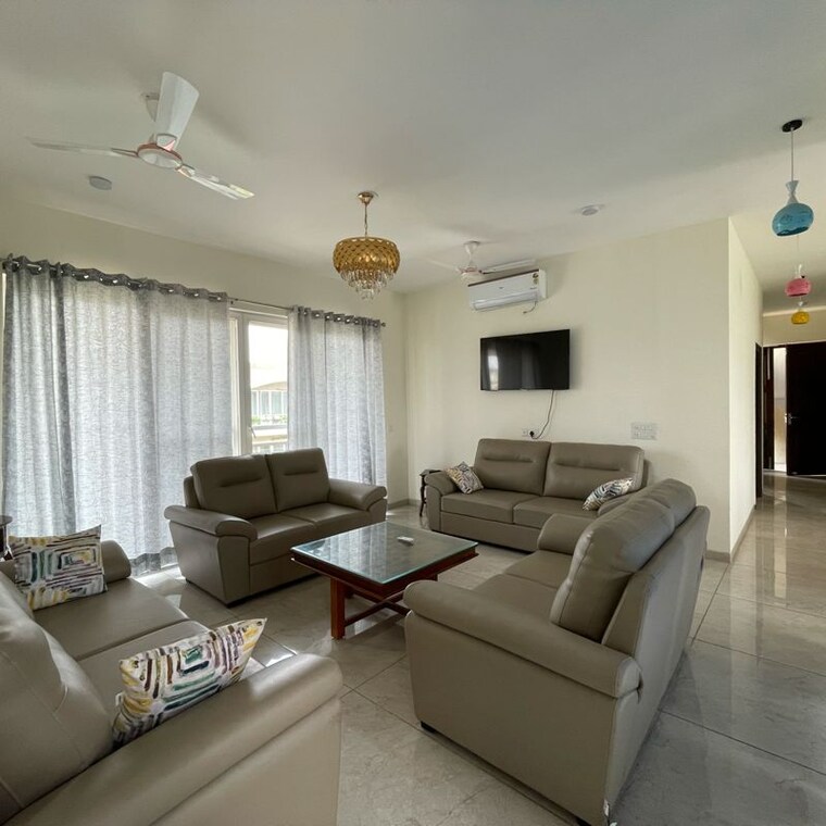 Living Room, bptp-amstoria-country-floor 4 Bedroom 5709 Sq.Ft. Apartment In Sector 102 Gurgaon 10428060
