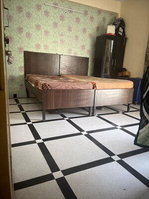 Living Room in  Pg at Sector 63a – for Rent