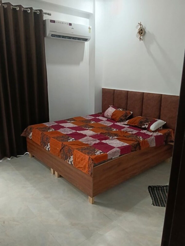 Bedroom, siddhi-vinayak-apartments-gurgaon 3 Bedroom 1800 Sq.Ft. Apartment In Sector 55 Gurgaon 10428064