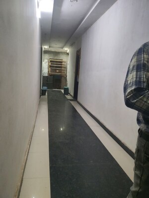 Building Lobby in 3 BHK Builder Floor at Suncity Township Gurgaon, Sector 54 – for Rent