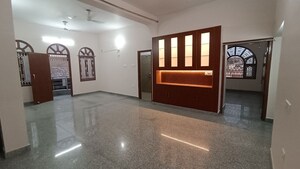 3.5 BHK Builder Floor For Rent in Mithapur