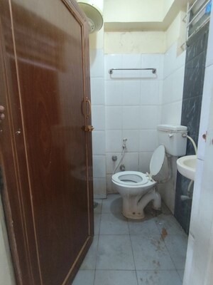 Bathroom in 1 BHK Builder Floor at Btm Layout 1 – for Rent