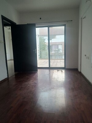 Room in 4 BHK Villa at Kolte Patil Life Republic, Hinjewadi – for Rent
