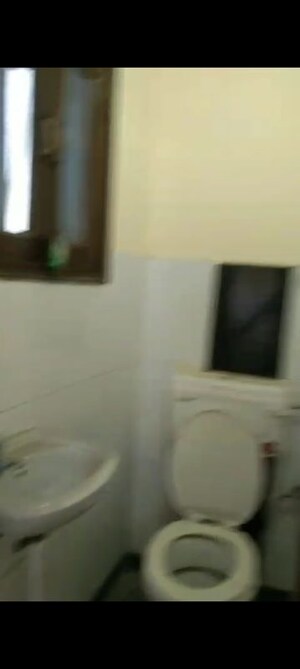 Room in 2 BHK Builder Floor at Mehrauli – for Rent