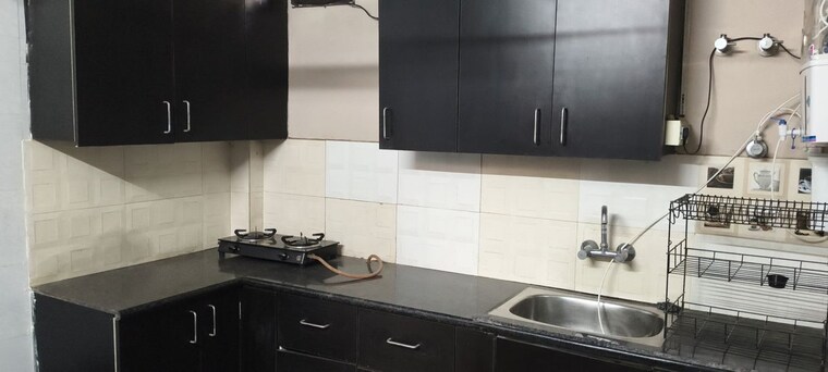 Kitchen, atlantis-cghs 1 RK 850 Sq.Ft. Builder Floor In Sector 47 Gurgaon 10428163