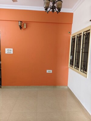 Room in 2 BHK Apartment at Btm Layout – for Rent