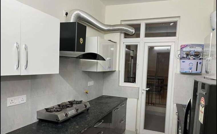 Kitchen, nk-sharma-savitry-greens 3 Bedroom 1500 Sq.Ft. Apartment In Lohgarh Zirakpur 10428178