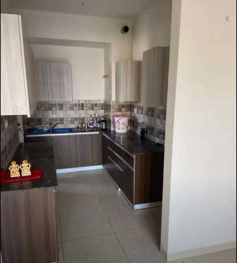 Kitchen, motia-royal-citi-apartments 3 Bedroom 1400 Sq.Ft. Apartment In Ghazipur Zirakpur 10428185