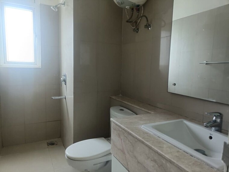 Bathroom, emaar-palm-terraces-select 4 Bedroom 2410 Sq.Ft. Apartment In Sector 66 Gurgaon 10427183