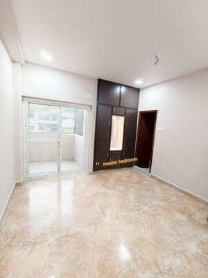 Master Bedroom in 3 BHK Apartment at Suryaraopeth – for Rent