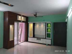 Room in 3 BHK Apartment at Clubtown Gateway, Rajarhat – for Rent