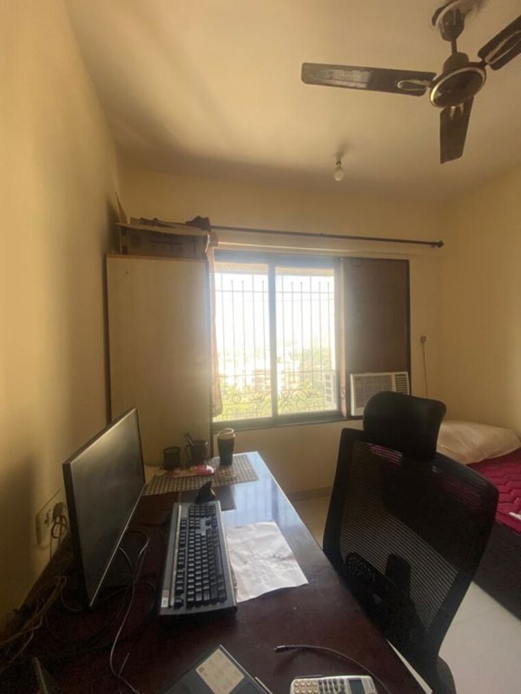 Living Room, lake-home 2 Bedroom 1050 Sq.Ft. Apartment In Powai Mumbai 10428227