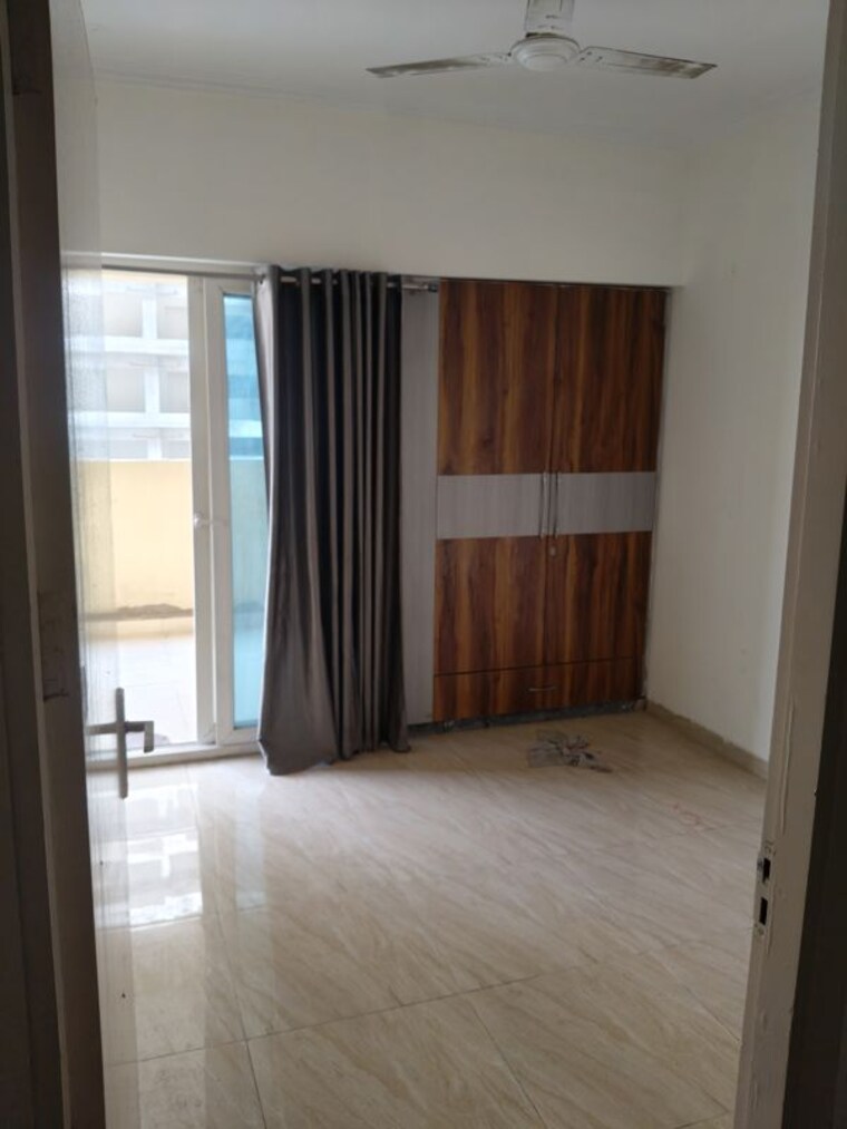 Master Bedroom, gaur-city-2-14th-avenue 2 Bedroom 955 Sq.Ft. Apartment In Sector 16c Greater Noida Greater Noida 10428320