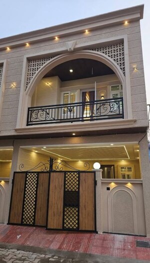 2.5 BHK Villa For Sale in Arjunganj
