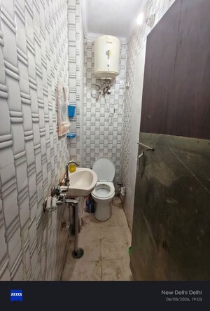 Bathroom in 1 BHK Builder Floor at Govindpuri – for Rent