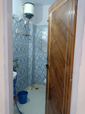 Bathroom in 1 BHK Builder Floor at Lajpat Nagar 4 – for Rent