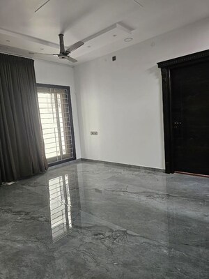 Room in 5 BHK Independent House at Jubilee Hills – for Sale