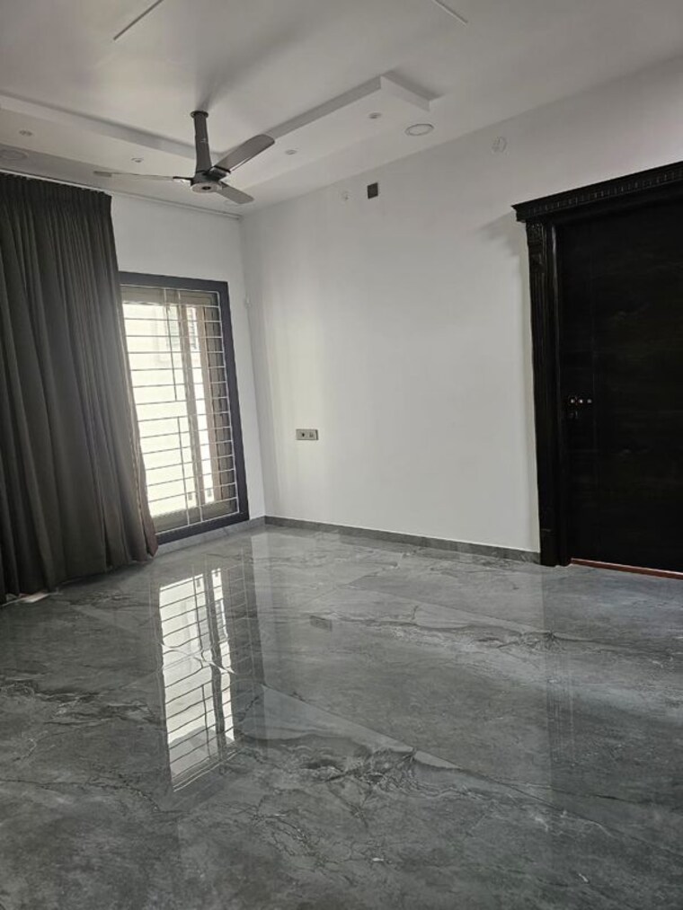 Room, jubilee hills 5 Bedroom 400 Sq.Yd. Independent House In Jubilee Hills Hyderabad 10428329