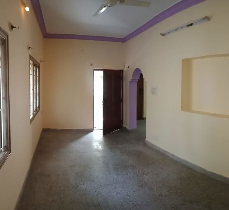 Room, high grounds 2 Bedroom 1200 Sq.Ft. Independent House In High Grounds Bangalore 10428375
