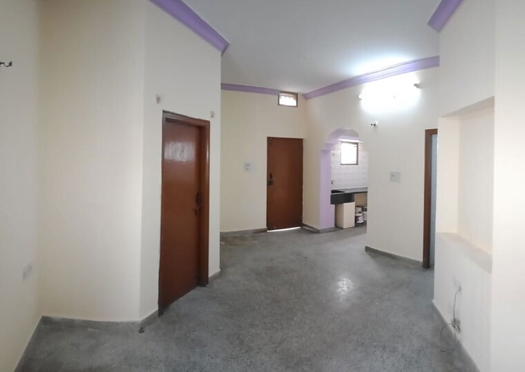 Room, high grounds 2 Bedroom 1200 Sq.Ft. Independent House In High Grounds Bangalore 10428375