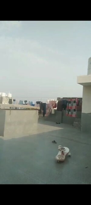 Parking in 1 RK Builder Floor at Mehrauli – for Rent