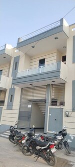 3 BHK + Extra Room 116 Sq.Yd. Independent House in Yashoda Kunj