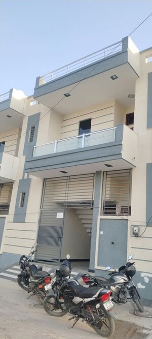 3 BHK Independent House For Sale in Yashoda Kunj
