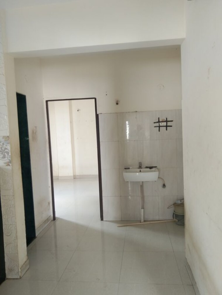 Bathroom, mahalaxmi-palace-narhe 2 Bedroom 900 Sq.Ft. Apartment In Narhe Pune 10428391