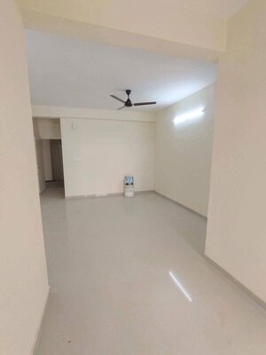 Room in 3 BHK Apartment at Tulip Yellow, Sector 69 – for Sale