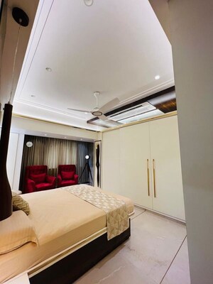 Bedroom in 3 BHK Apartment at Dynamic Panchsheel Heights, Kandivali West – for Sale