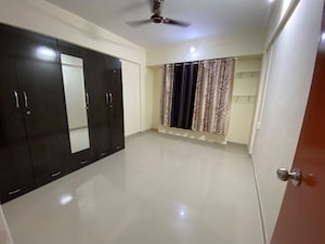 Room in 1 BHK Apartment at Vivanta Life Vishakha Phase 1, Dhanori – for Rent