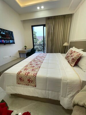 Bedroom in 1 BHK Builder Floor at Sector 31 – for Rent