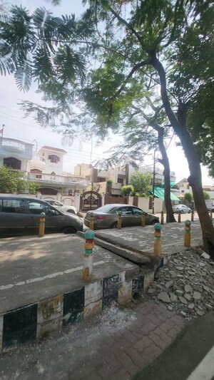 6+ BHK Independent House – Exterior View View at Gomti Nagar - for Sale