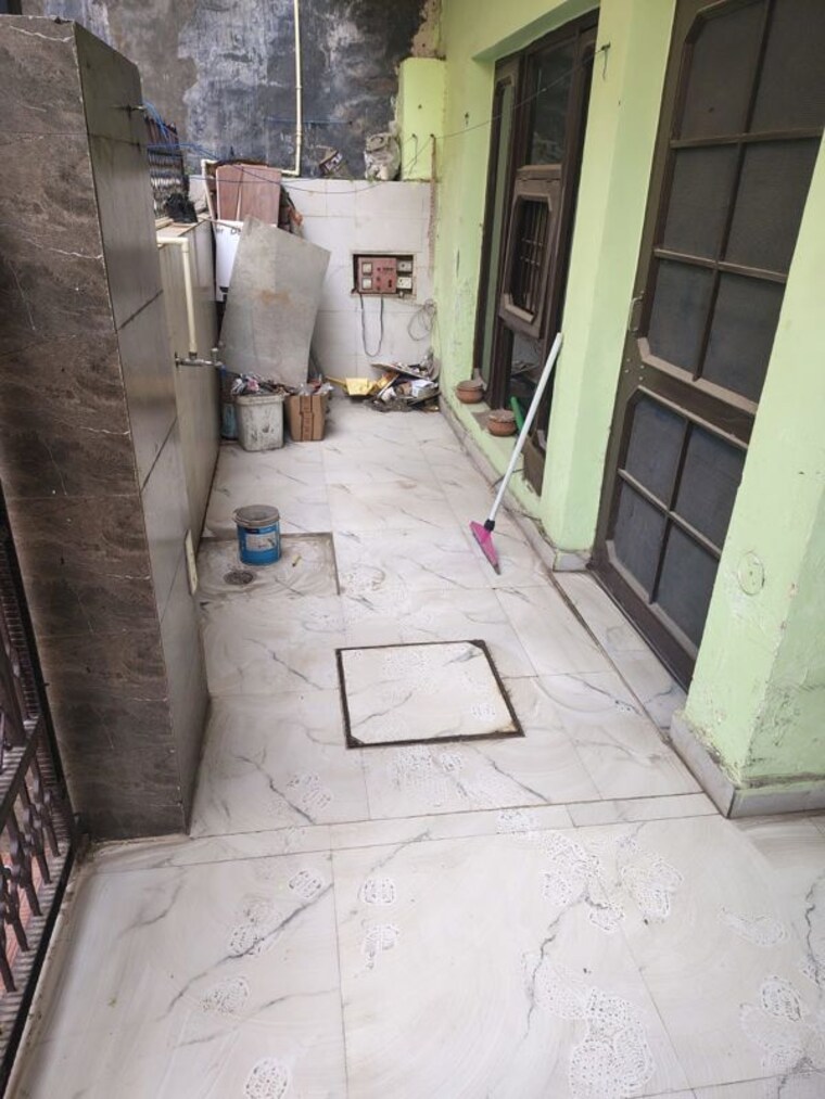 Balcony, preet colony 5 Bedroom 900 Sq.Ft. Independent House In Preet Colony Zirakpur 10428467