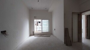 Room in 3 BHK Apartment at Indiabulls Sky Forest, Lower Parel – for Sale