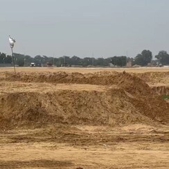 Plot For Sale in Rohini Sector 32