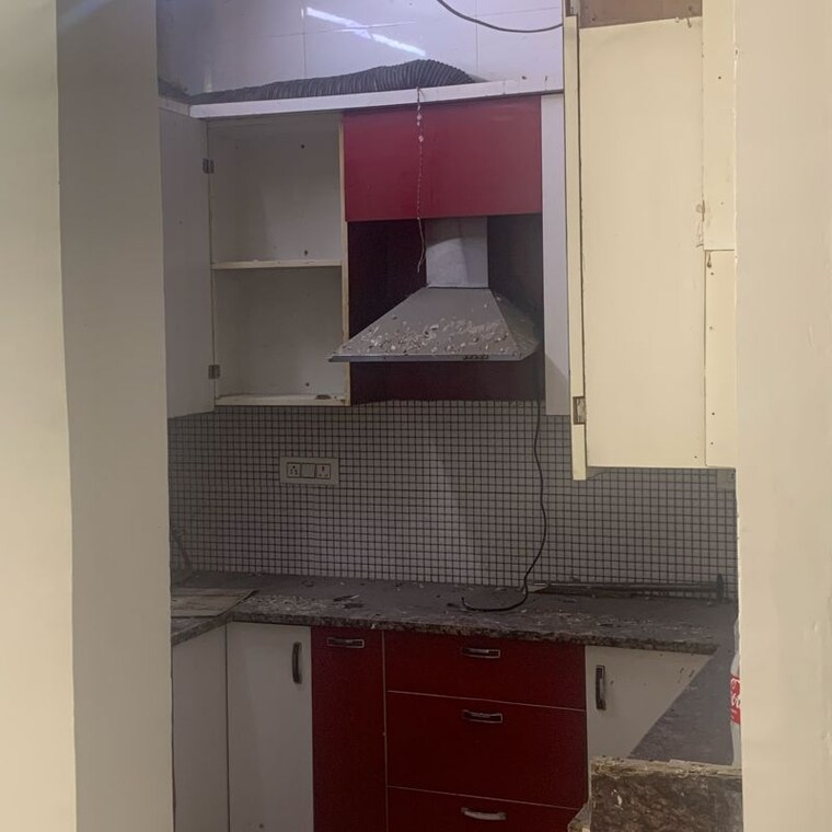 Kitchen, rohini sector 24 3 Bedroom 850 Sq.Ft. Builder Floor In Rohini Sector 24 Delhi 9250096