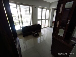 Room in 2 BHK Apartment at Anand Yes Residency, Hadapsar – for Sale