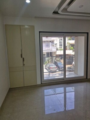 Room in 3 BHK Builder Floor at Greater Kailash ii – for Sale