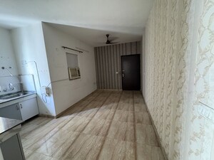 2 BHK Apartment For Rent in Pivotal Devaan, Sector 84