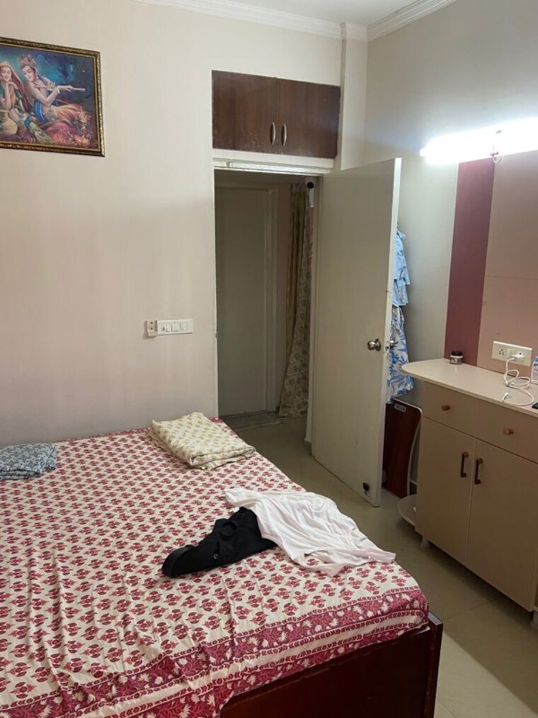 Bedroom, amrapali-silicon-city 3 Bedroom 1835 Sq.Ft. Apartment In Sector 76 Noida 10428637