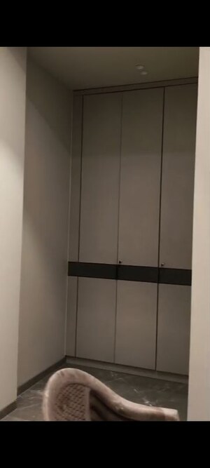 Furnished Amenities in 4 BHK Builder Floor at Greater Kailash I – for Rent