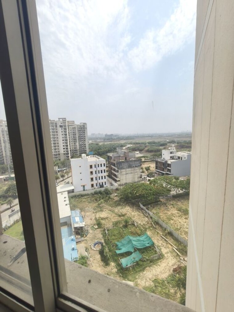 Balcony, experion-the-heart-song 2 Bedroom 1283 Sq.Ft. Apartment In Sector 108 Gurgaon 10428660