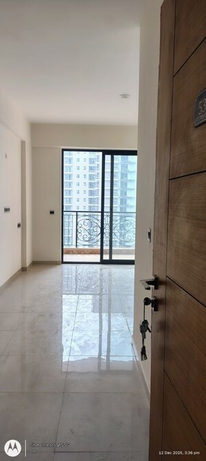 Room in  Office Space at Omaxe Hazratganj, Gomti Nagar – for Sale