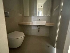 Bathroom in 3 BHK Apartment at Indiabulls Sky Forest, Lower Parel – for Sale